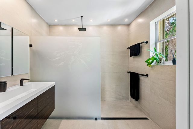 848 SE 4th Court, Deerfield Beach, FL 33441