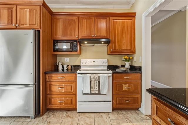 1983 Wellesley Trace, Atlanta, GA 30338