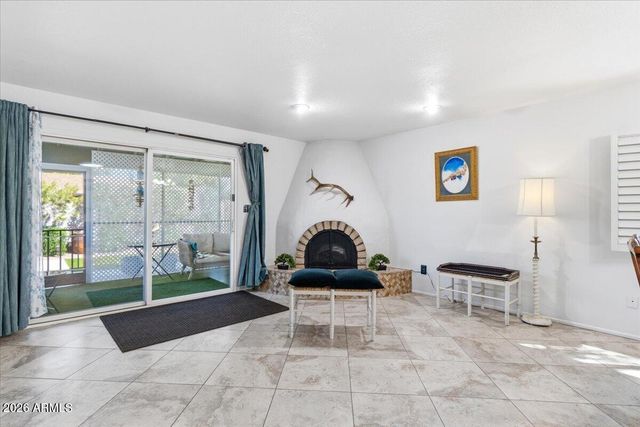 1208 W LOUGHLIN Drive, Chandler, AZ 85224