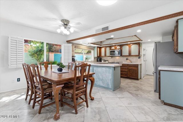 1208 W LOUGHLIN Drive, Chandler, AZ 85224