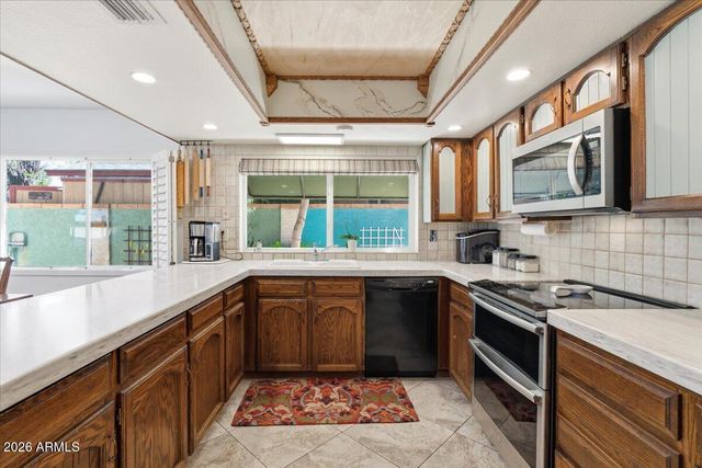 1208 W LOUGHLIN Drive, Chandler, AZ 85224