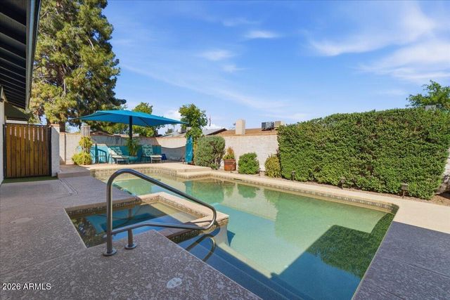 1208 W LOUGHLIN Drive, Chandler, AZ 85224