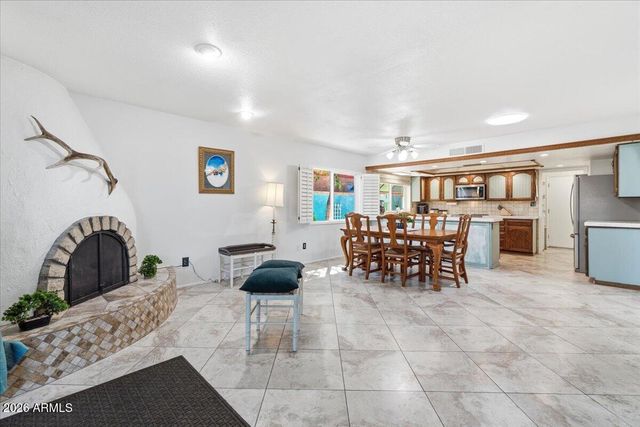 1208 W LOUGHLIN Drive, Chandler, AZ 85224