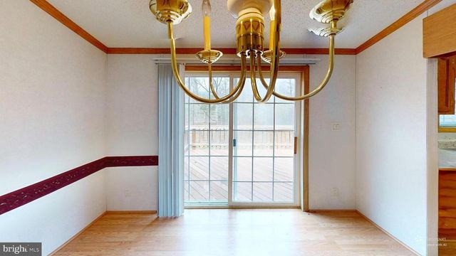 401 NIGHTHAWK DR, Petersburg, WV 26847