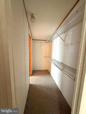 401 NIGHTHAWK DR, Petersburg, WV 26847