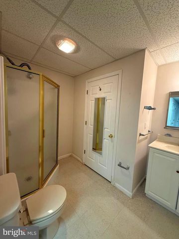 401 NIGHTHAWK DR, Petersburg, WV 26847