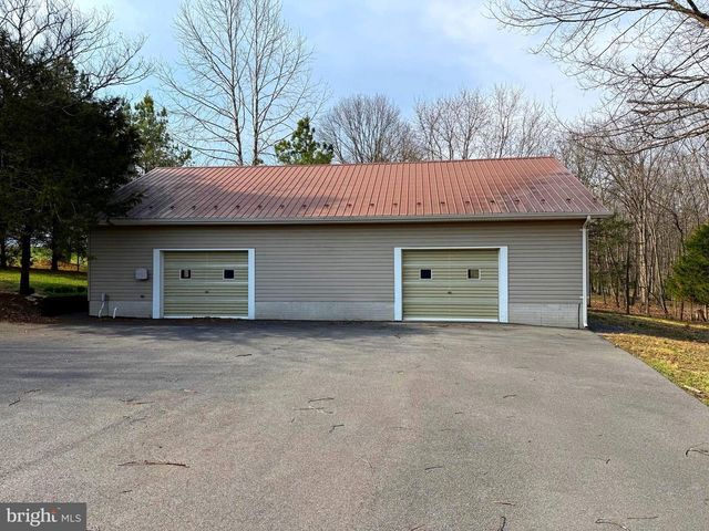 401 NIGHTHAWK DR, Petersburg, WV 26847