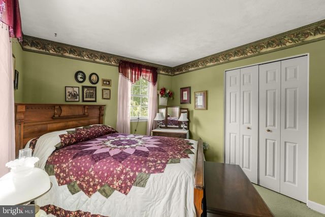 136 CAROL DR, Washington Boro, PA 17582