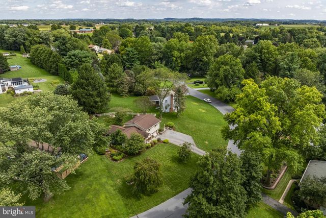 136 CAROL DR, Washington Boro, PA 17582
