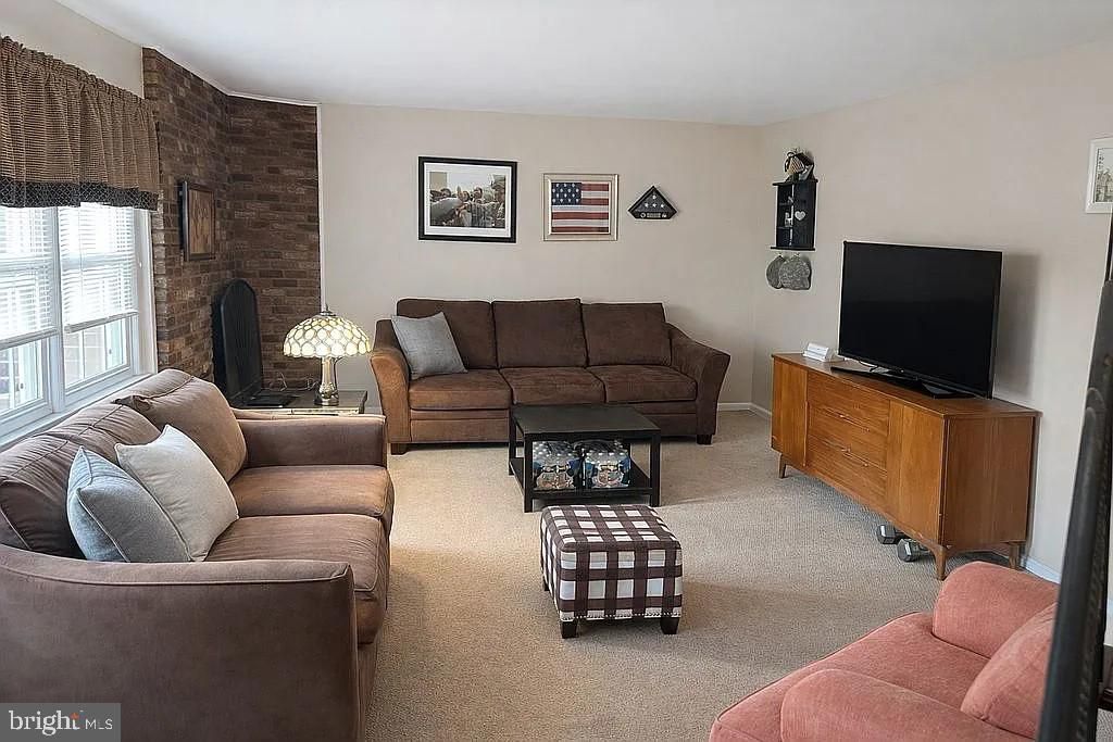 943 OLD YORK RD, HIGHTSTOWN, NJ 08520 — photo 3