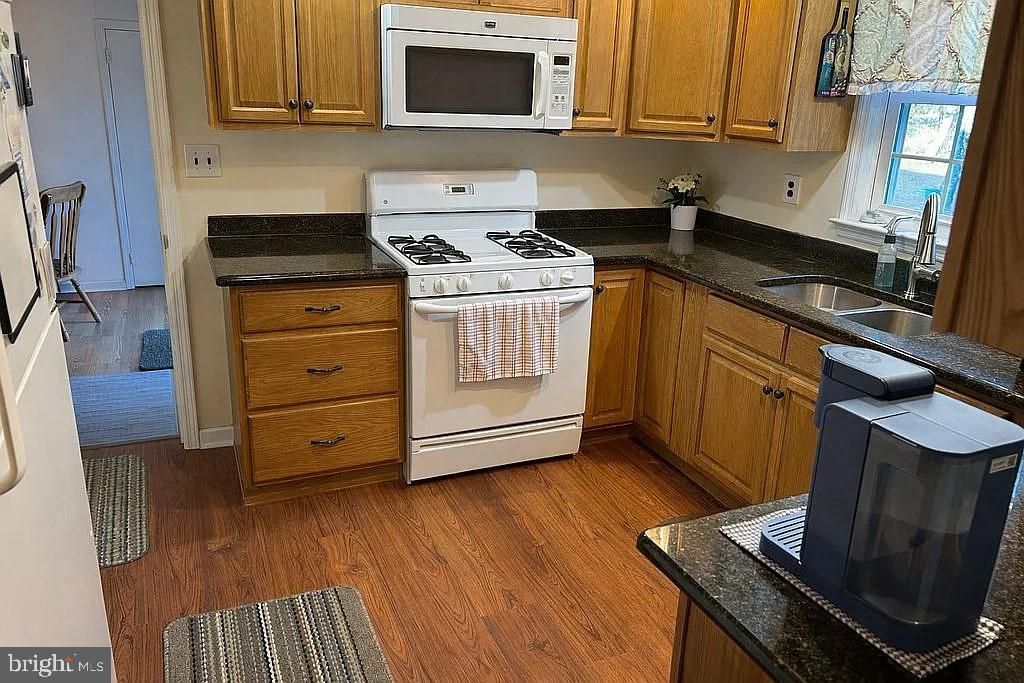 943 OLD YORK RD, HIGHTSTOWN, NJ 08520 — photo 5