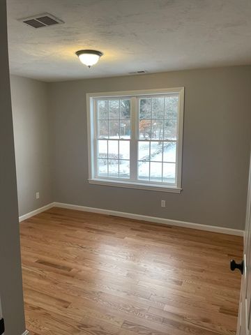 27 Havana Rd, Worcester, MA 01603