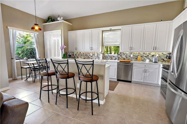 5160 Topaz Lane SW, Vero Beach, FL 32968