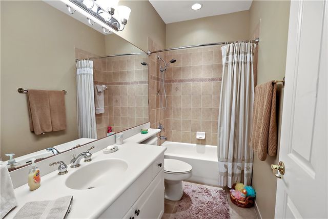 5160 Topaz Lane SW, Vero Beach, FL 32968