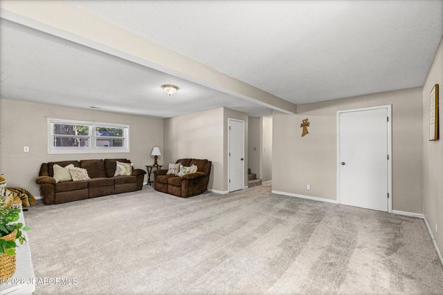 1610 BLUE RIDGE ROAD, Columbia, MO 65202
