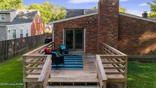 719 Iroquois Ave, Louisville, KY 40214