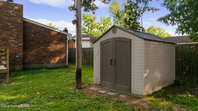719 Iroquois Ave, Louisville, KY 40214