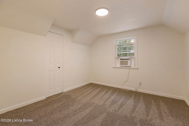719 Iroquois Ave, Louisville, KY 40214