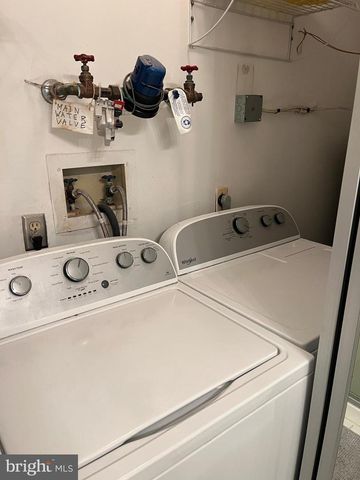 27-C BENJAMIN FRANKLIN DR, Monroe Township, NJ 08831