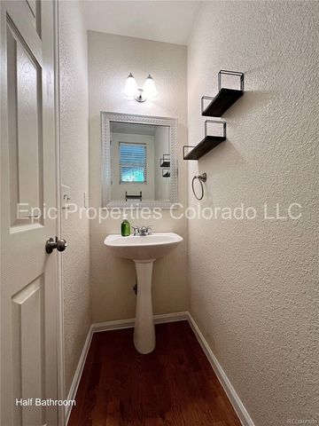 22932 E Ontario Drive 101, Aurora, CO 80016