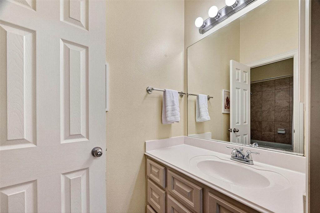 Image 28 of property listing at 3102 Purple Finch, Missouri City, TX 77459