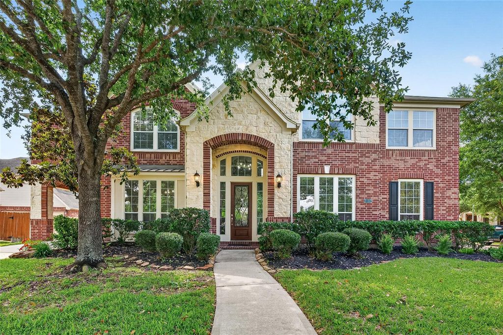 Image 3 of property listing at 3102 Purple Finch, Missouri City, TX 77459