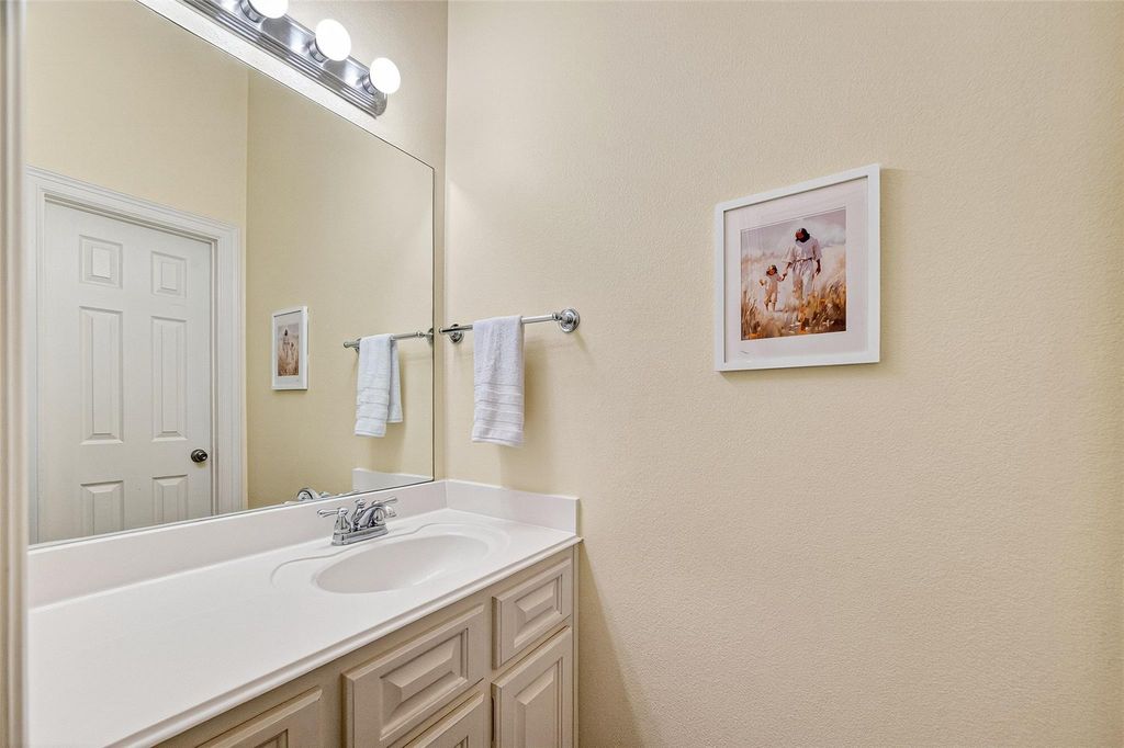Image 30 of property listing at 3102 Purple Finch, Missouri City, TX 77459