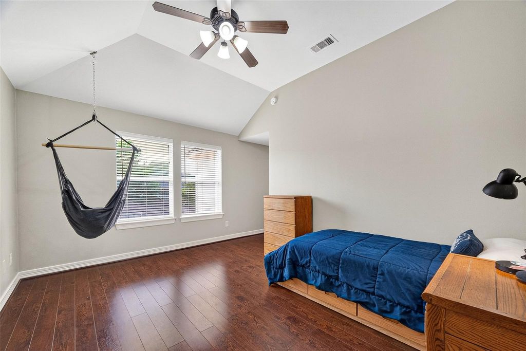 Image 31 of property listing at 3102 Purple Finch, Missouri City, TX 77459