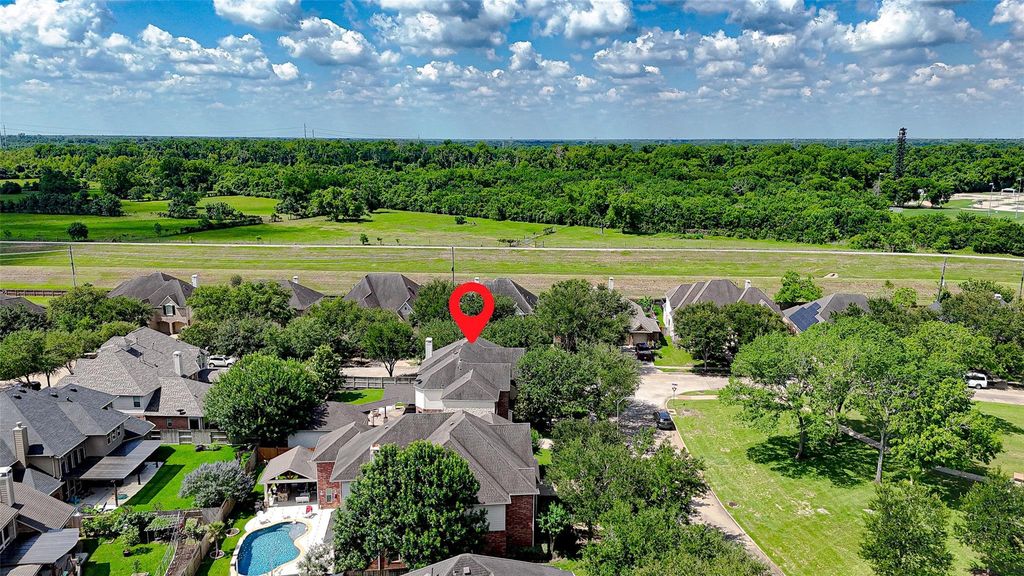 Image 38 of property listing at 3102 Purple Finch, Missouri City, TX 77459