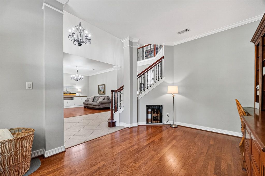 Image 7 of property listing at 3102 Purple Finch, Missouri City, TX 77459