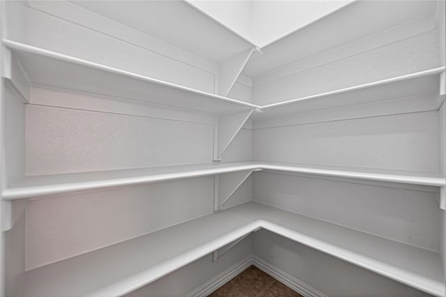 731 N Wordsworth Lane, Fayetteville, AR 72704