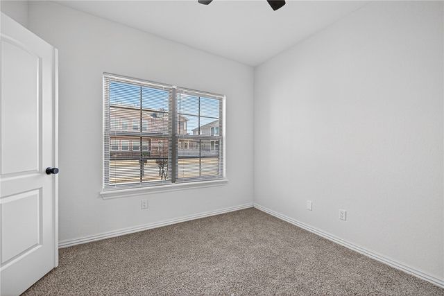 731 N Wordsworth Lane, Fayetteville, AR 72704