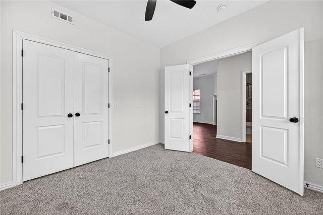 731 N Wordsworth Lane, Fayetteville, AR 72704