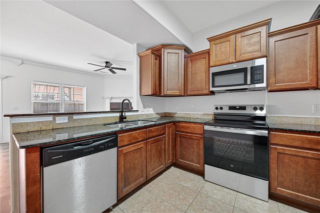 731 N Wordsworth Lane, Fayetteville, AR 72704