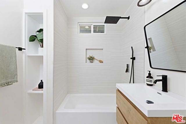 1509 N Avenue 56, Los Angeles, CA 90042