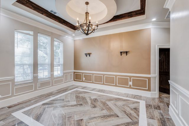 7101 Bridges Avenue, Richland Hills, TX 76118