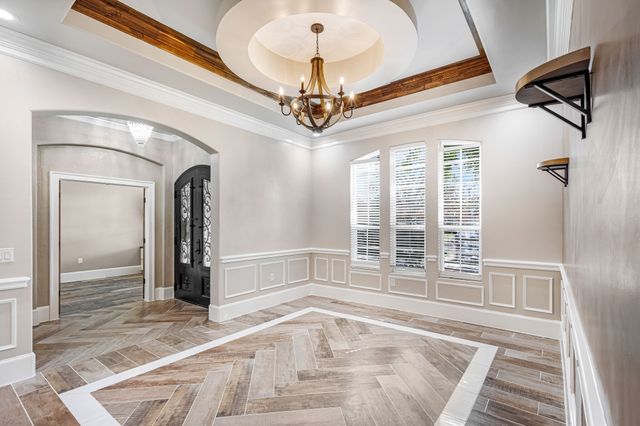 7101 Bridges Avenue, Richland Hills, TX 76118