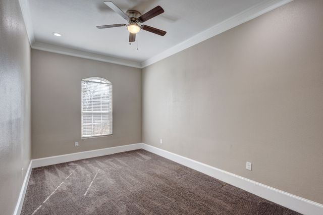 7101 Bridges Avenue, Richland Hills, TX 76118