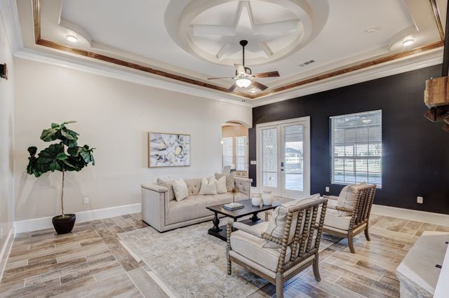 7101 Bridges Avenue, Richland Hills, TX 76118