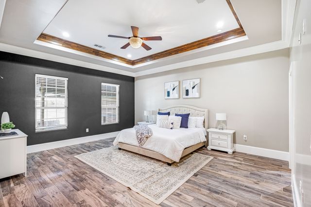 7101 Bridges Avenue, Richland Hills, TX 76118