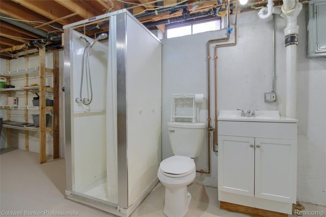 30081 Balmoral Street, Garden City, MI 48135