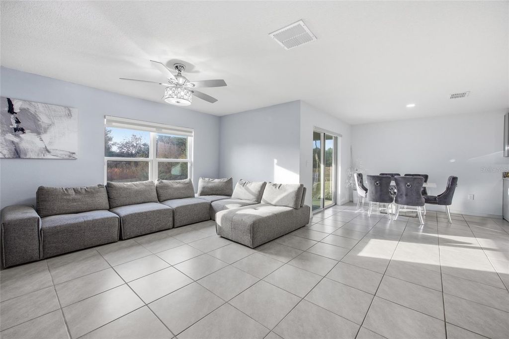 Image 11 of property listing at 16402 SW 17TH TERRACE ROAD, Ocala, FL 34473