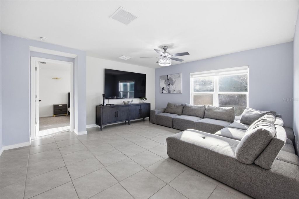 Image 14 of property listing at 16402 SW 17TH TERRACE ROAD, Ocala, FL 34473