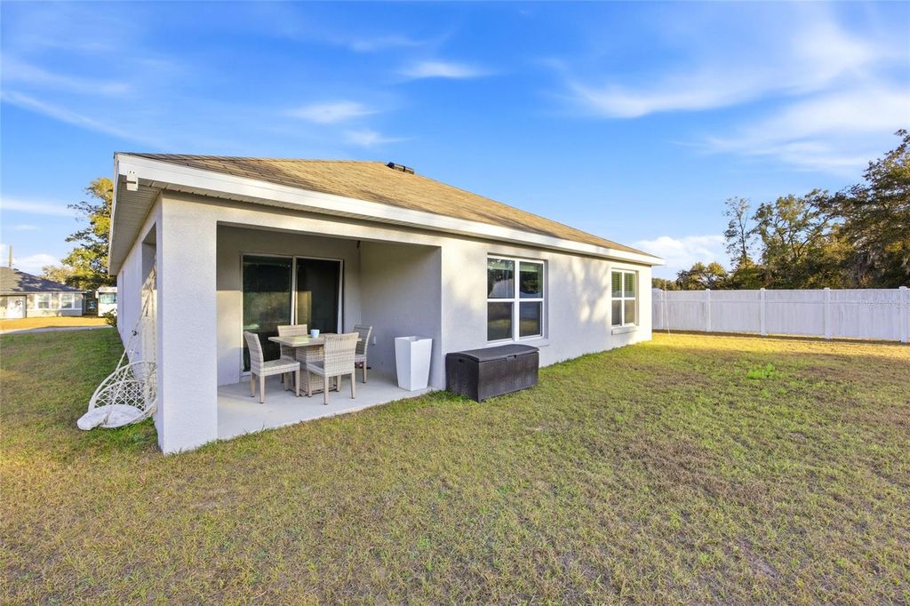 Image 28 of property listing at 16402 SW 17TH TERRACE ROAD, Ocala, FL 34473