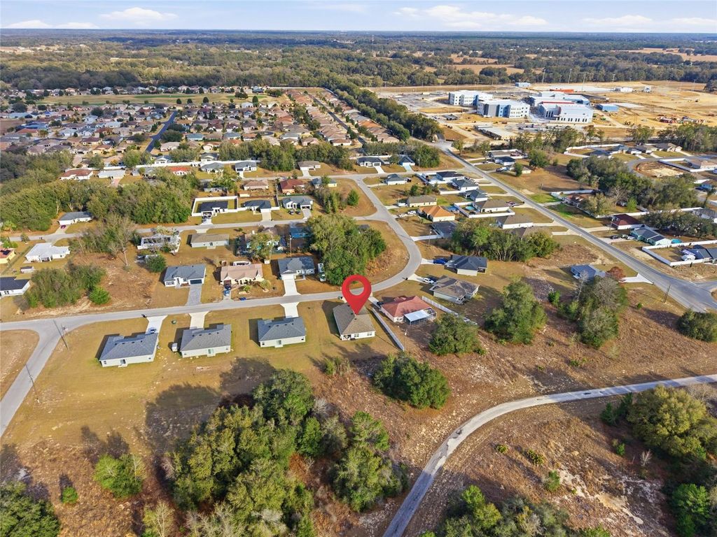 Image 34 of property listing at 16402 SW 17TH TERRACE ROAD, Ocala, FL 34473