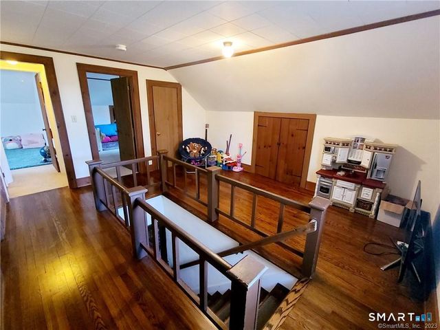 32 Horseshoe Road, Wilton, CT 06897