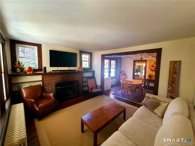 32 Horseshoe Road, Wilton, CT 06897