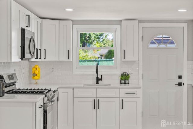 91 S Main Street, Milltown, NJ 08884