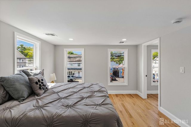 91 S Main Street, Milltown, NJ 08884