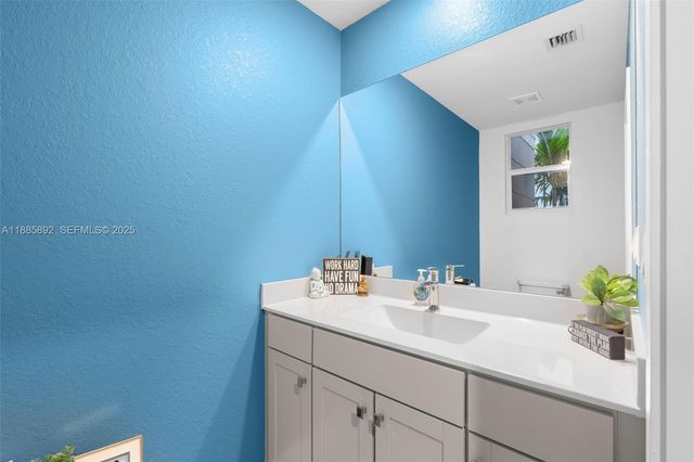 110 SW 171st Way, Pembroke Pines, FL 33027